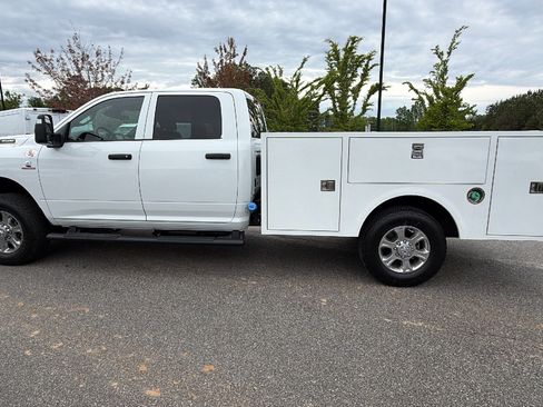 New 2026 RAM 3500 Tradesman w/ Chrome Appearance Group A AWD/4WD image 11