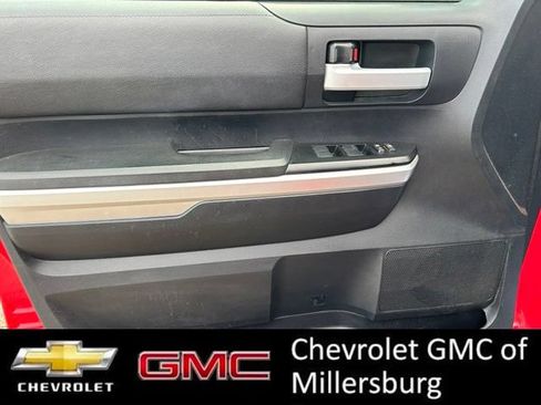 Used 2016 Toyota Tundra SR5 w/ SR5 Upgrade Package AWD/4WD image 15