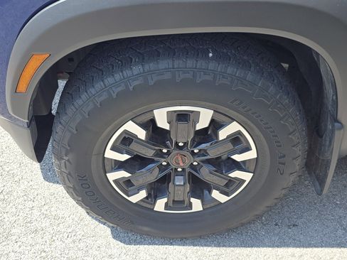 Used 2022 Nissan Frontier Pro-X image 10