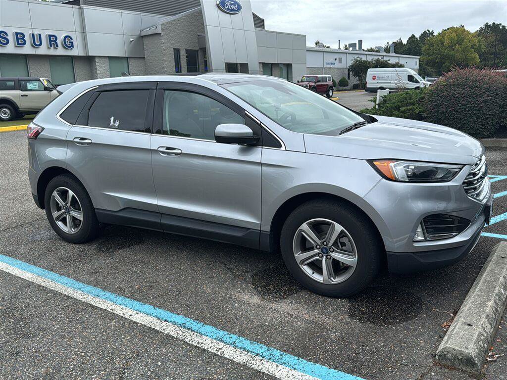 Used 2022 Ford Edge SEL w/ Convenience Package AWD/4WD image 2