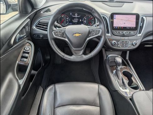 Used 2023 Chevrolet Malibu LT FWD image 11