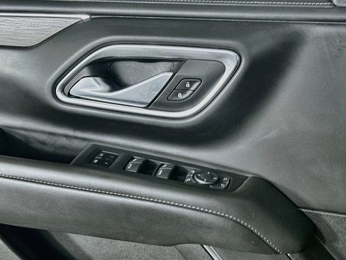 Used 2023 Chevrolet Tahoe LT w/ Luxury Package RWD image 15