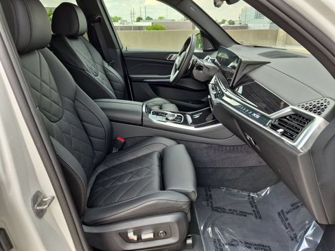 Used 2026 BMW X5 xDrive40i w/ M Sport Package AWD/4WD image 21