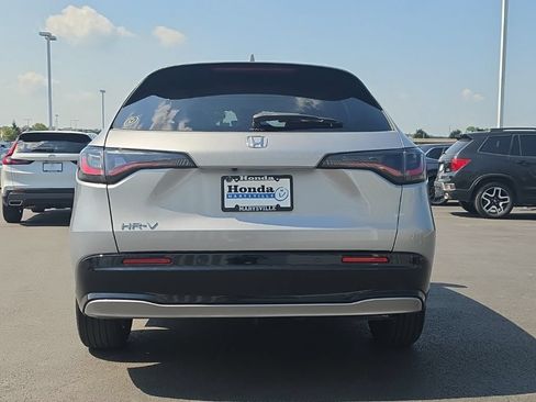 Used 2024 Honda HR-V EX-L image 6