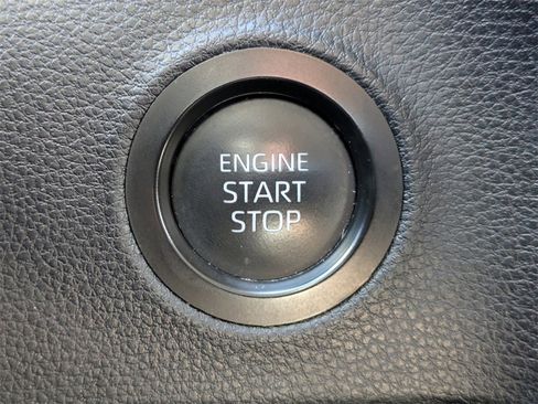 Used 2023 Toyota Tundra SR5 w/ SR5 Convenience Package image 32