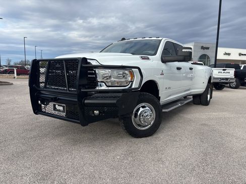 Used 2024 RAM 3500 Big Horn image 1