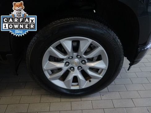 Used 2022 Chevrolet Silverado 1500 Custom w/ LPO, Dark Essentials Package AWD/4WD image 16