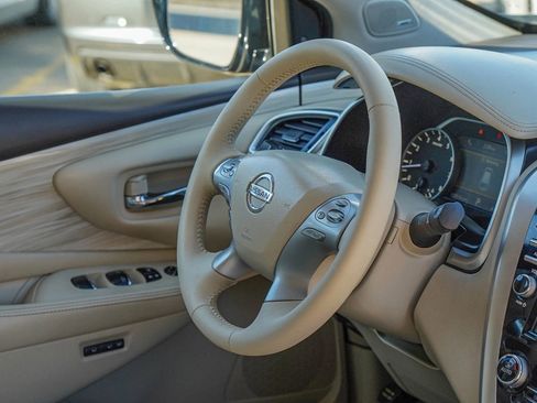 Used 2015 Nissan Murano Platinum w/ Platinum Technology Package image 39