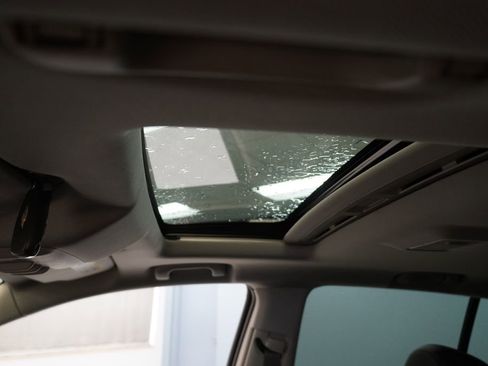 Used 2020 Chevrolet Trax LT w/ Sun & Sound Package image 3