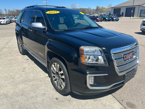 Used 2017 GMC Terrain Denali AWD/4WD image 3