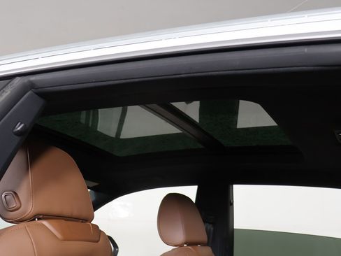 Used 2023 Audi Q8 Premium w/ Convenience Package image 18