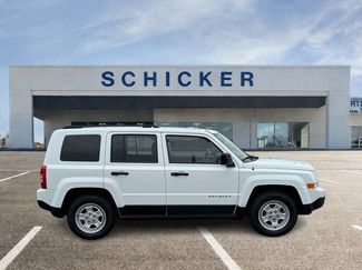 Used 2016 Jeep Patriot Sport FWD video 2