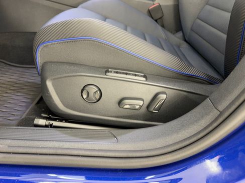 Used 2026 Volkswagen Golf AWD/4WD image 16