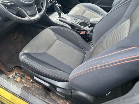 Used 2021 Subaru Crosstrek 2.0i Premium AWD/4WD image 9