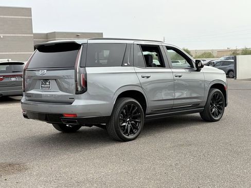 Used 2023 Cadillac Escalade Sport Platinum w/ LPO, ONYX Package AWD/4WD image 28