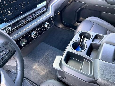 Used 2024 GMC Sierra 1500 SLT image 19