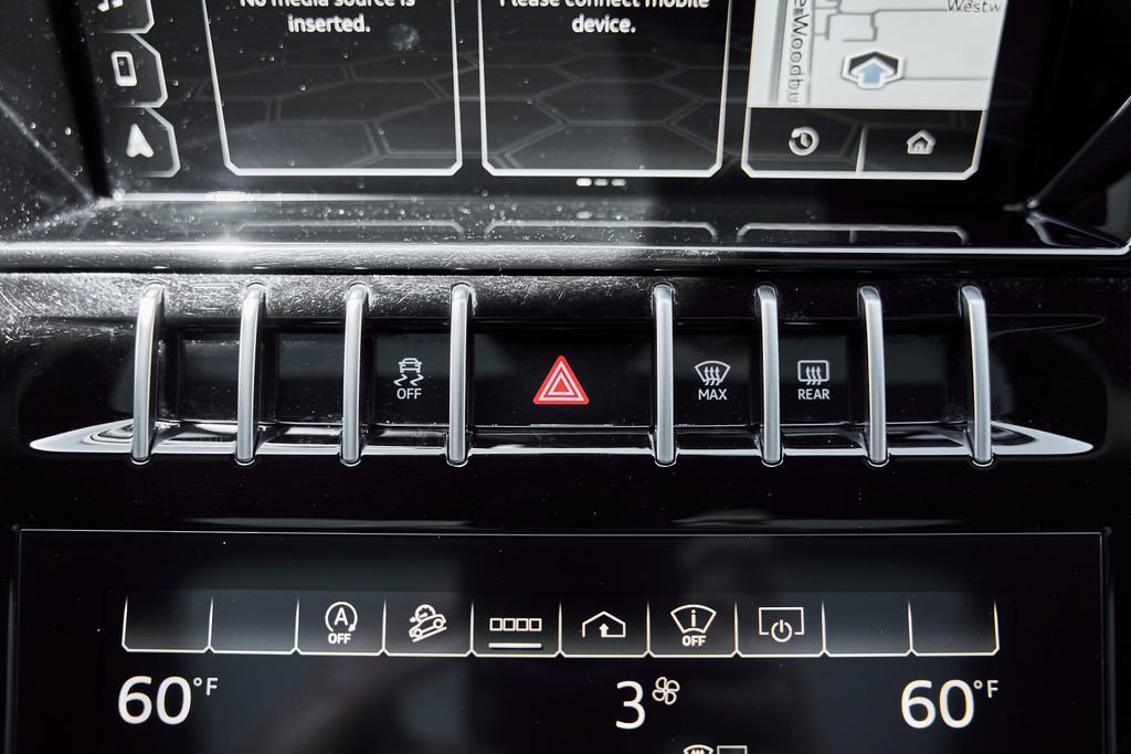 Used 2022 Lamborghini Urus AWD/4WD image 71