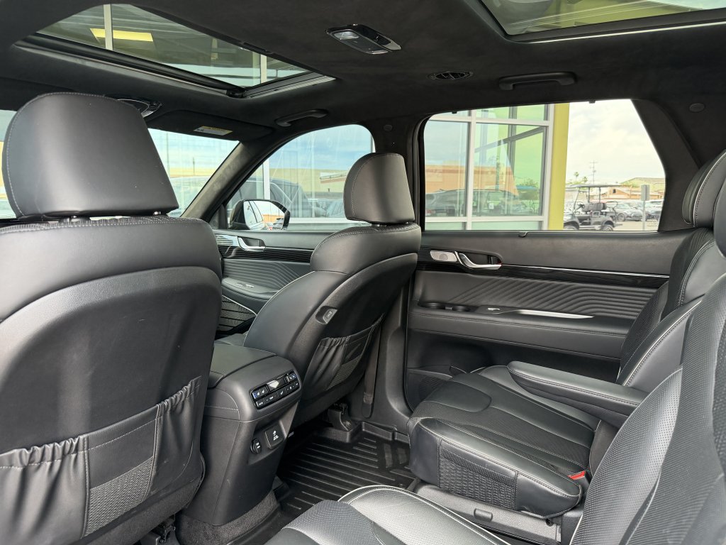 Used 2023 Hyundai Palisade Calligraphy w/ Cargo Package FWD image 32