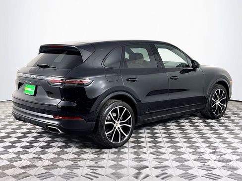 Used 2023 Porsche Cayenne AWD/4WD image 8