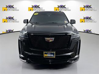 Used 2024 Cadillac Escalade ESV V video 2