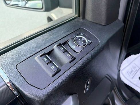 Used 2020 Ford F150 XLT w/ Equipment Group 302A Luxury AWD/4WD image 15