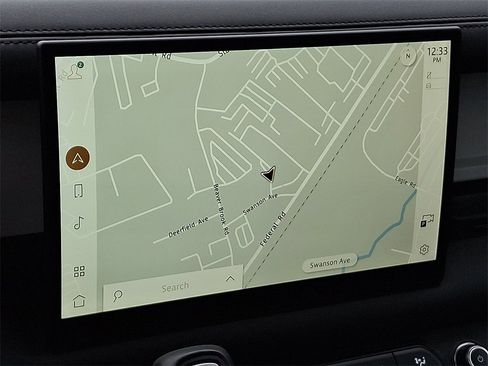 Used 2024 Land Rover Defender 110 X-Dynamic SE image 18