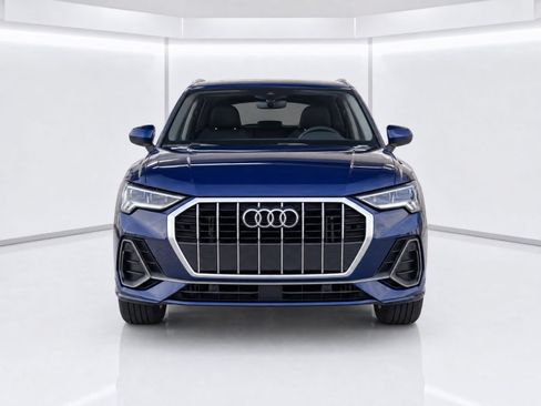 Certified 2023 Audi Q3 2.0T Premium w/ Convenience Package AWD/4WD image 5