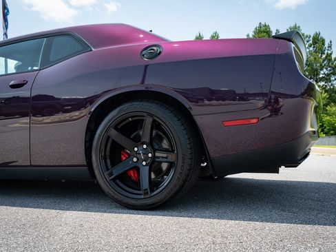 Used 2020 Dodge Challenger SRT Hellcat RWD image 16