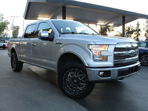 Used 2017 Ford F150 Lariat image 7