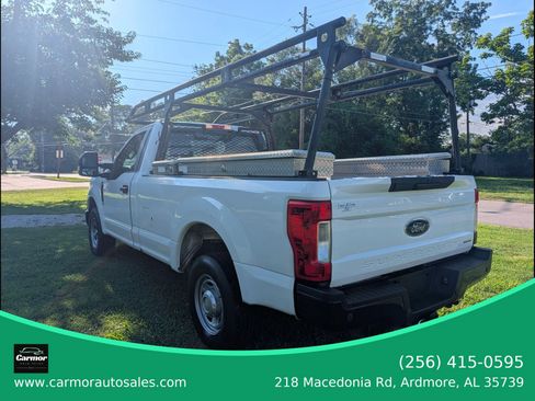 Used 2018 Ford F250 XL w/ Power Equipment Group RWD image 4
