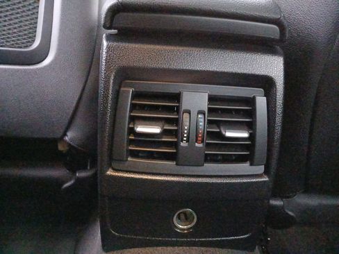 Used 2017 BMW 230i Coupe image 12