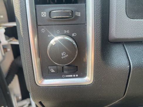 Used 2019 RAM 1500 Big Horn image 16