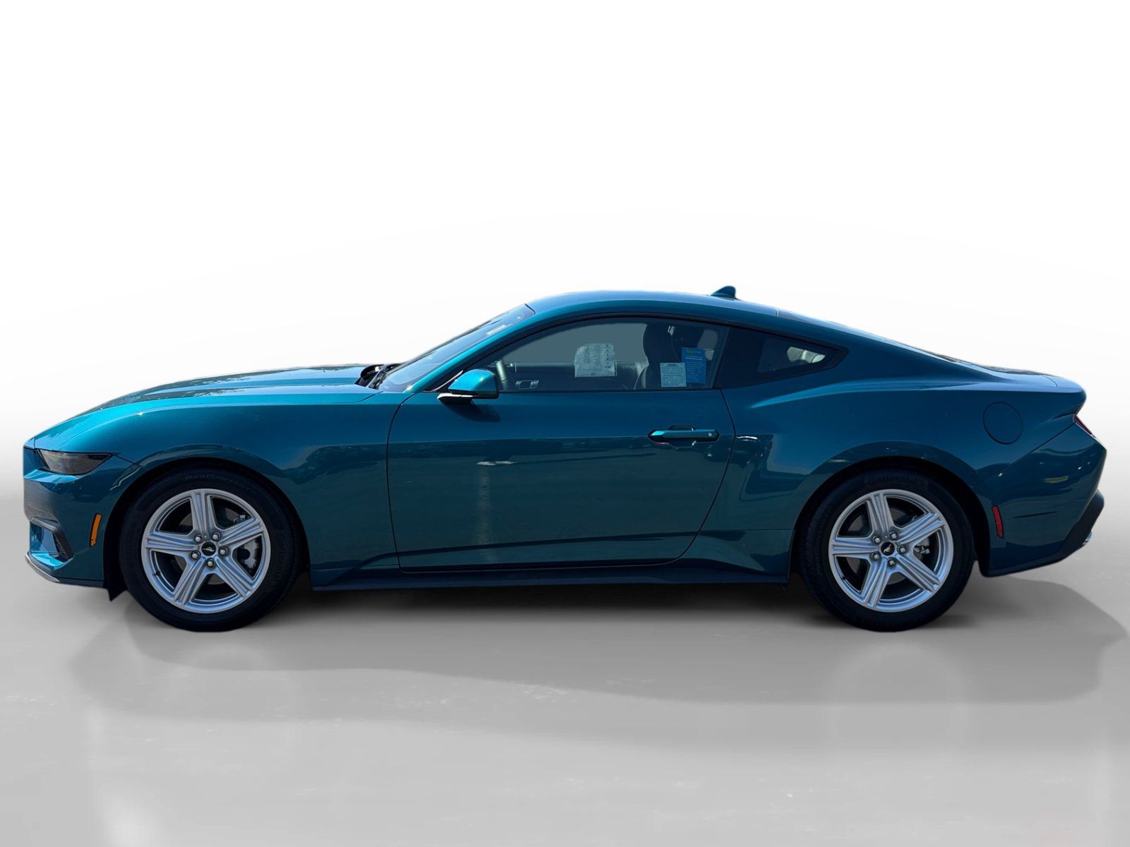 Used 2026 Ford Mustang Coupe RWD image 2