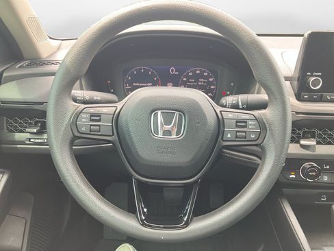 Used 2023 Honda Accord EX image 13