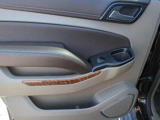 Used 2018 Chevrolet Suburban Premier AWD/4WD image 43