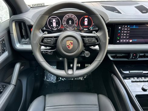 New 2026 Porsche Cayenne S image 14