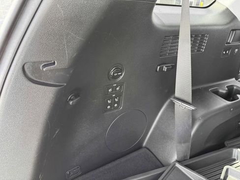 Used 2021 Hyundai Palisade SEL w/ Premium Package AWD/4WD image 10
