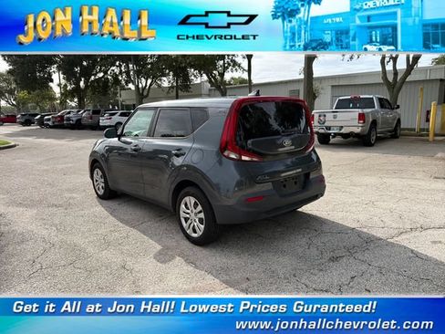 Used 2020 Kia Soul LX FWD image 5
