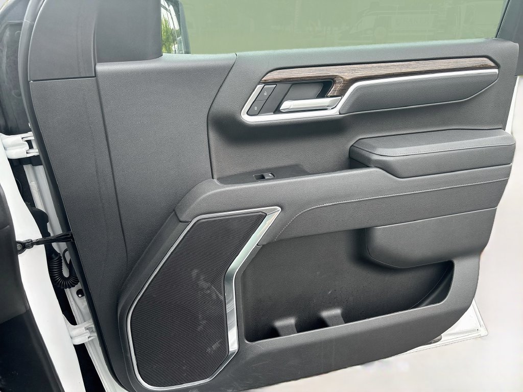 Used 2025 GMC Sierra 1500 Elevation AWD/4WD image 22