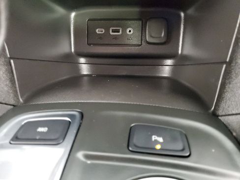 Used 2023 Chevrolet Equinox LT w/ Driver Convenience Package AWD/4WD image 13
