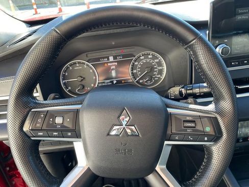 Used 2022 Mitsubishi Outlander SEL image 31