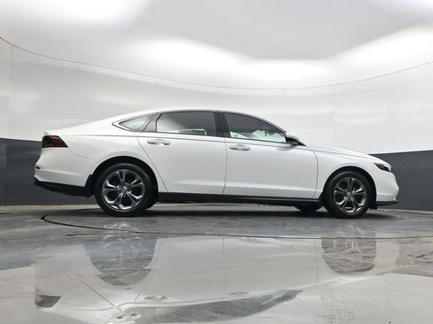 Used 2024 Honda Accord EX image 42