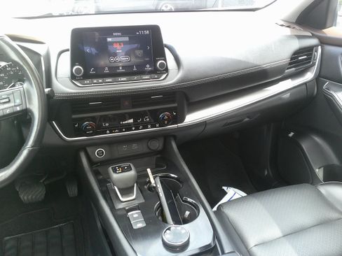 Used 2023 Nissan Rogue SV w/ SV Premium B Package AWD/4WD image 25