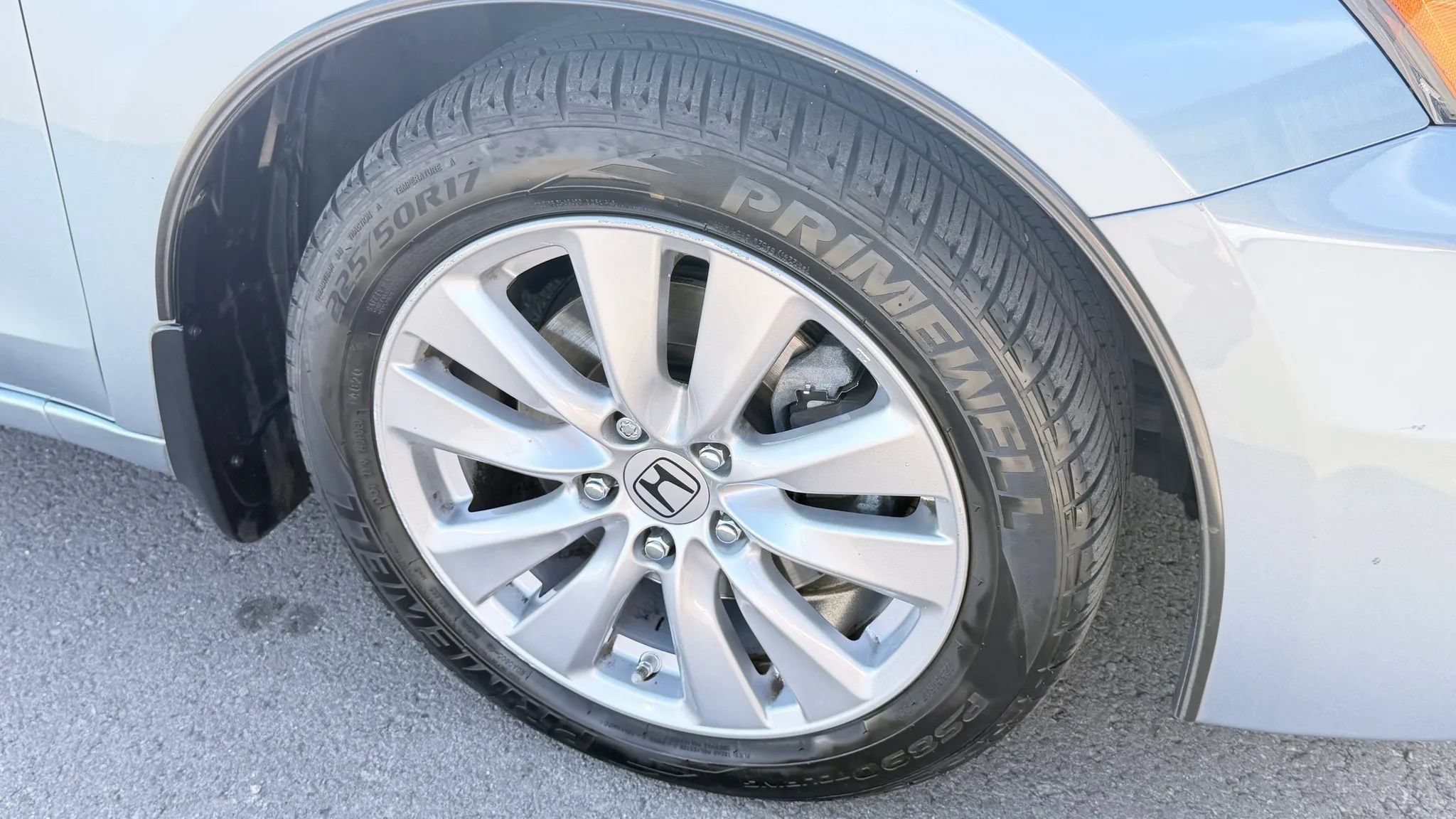Used 2012 Honda Accord EX-L image 12