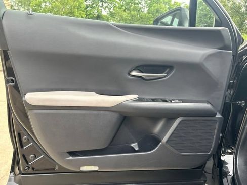 Used 2025 Lexus UX 300h AWD w/ Cold Area Package image 25