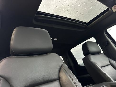 Used 2020 Chevrolet Silverado 1500 LT Trail Boss image 14