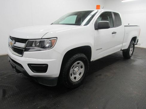 Used 2018 Chevrolet Colorado W/T image 1