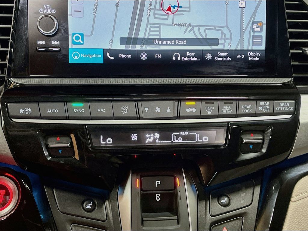 Used 2025 Honda Odyssey Touring image 16
