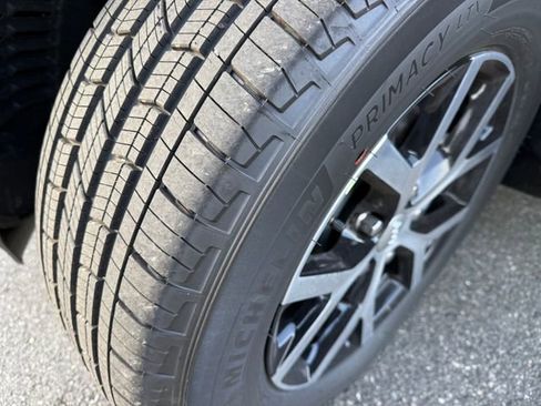 New 2025 Jeep Grand Cherokee Limited image 5