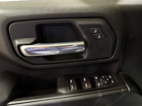 Used 2022 Chevrolet Silverado 2500 Custom w/ Custom Value Package image 20